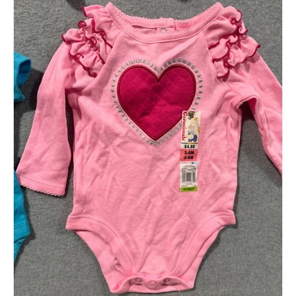 Baby Girl Clothes Newborn-6 Months 7 PC Lot Bodysuits Sleepers Garanimals+ New! - Picture 10 of 10